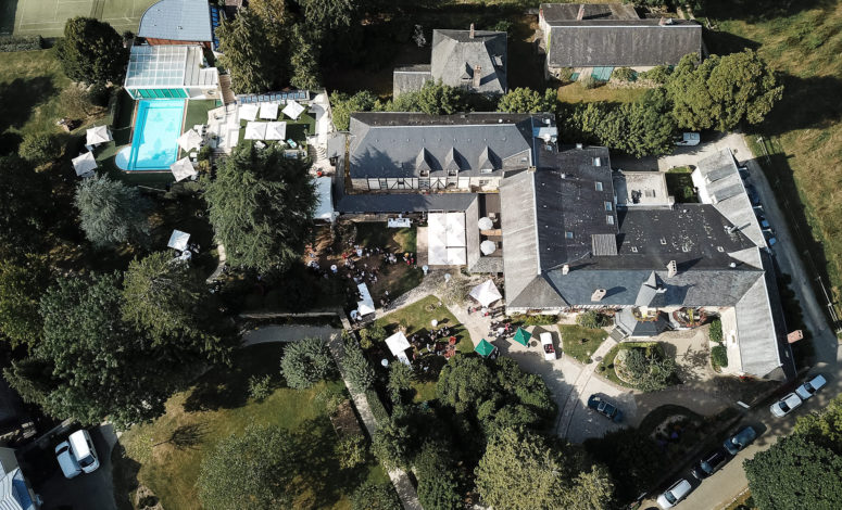 Vue aérienne du Manoir du Lys pour un séminaire à la campagne