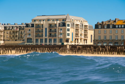 Un hôtel 4 étoiles en face de la plage de Saint-Malo pour votre séminaire bord de mer