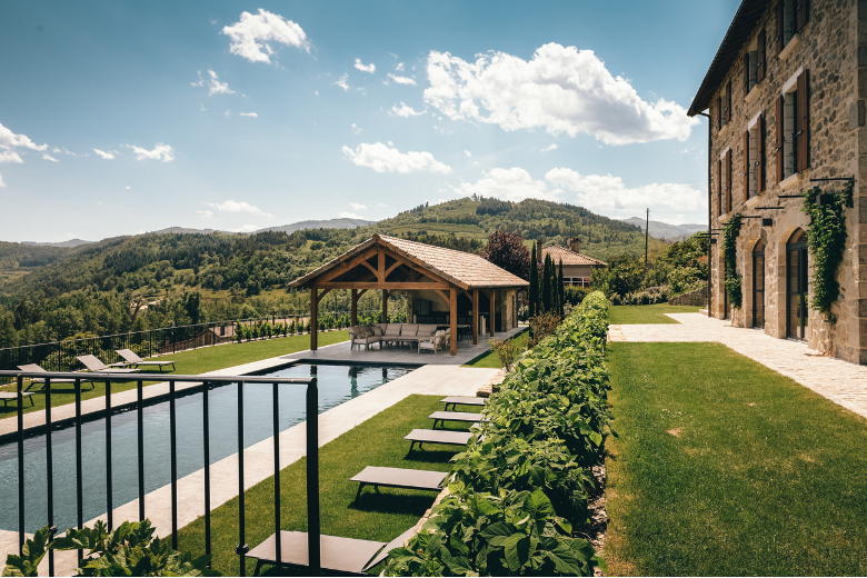 Séminaire collection les fermes ardéchoises piscine