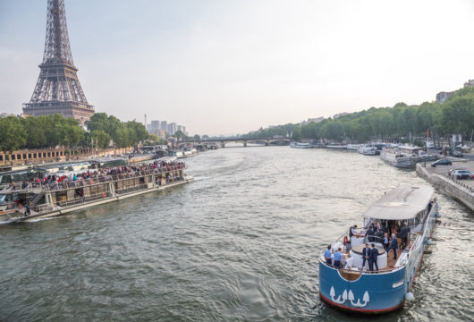 Séminaire sur une péniche à Paris