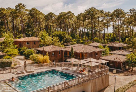 Vue sur la piscine extérieure, séminaire bassin d'Arcachon