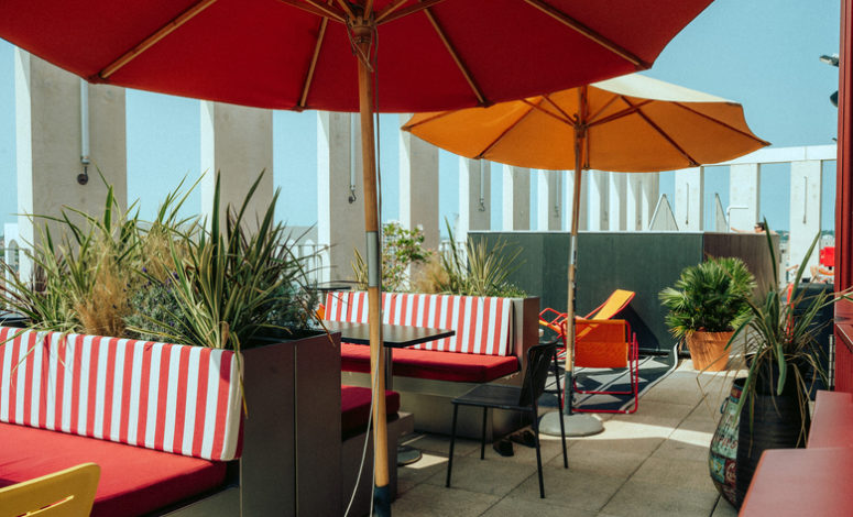 Séminaire à Bordeaux - Rooftop, piscine, salle de réunion. JE, soirées . lieu singulier à 2 pas de la Gare.