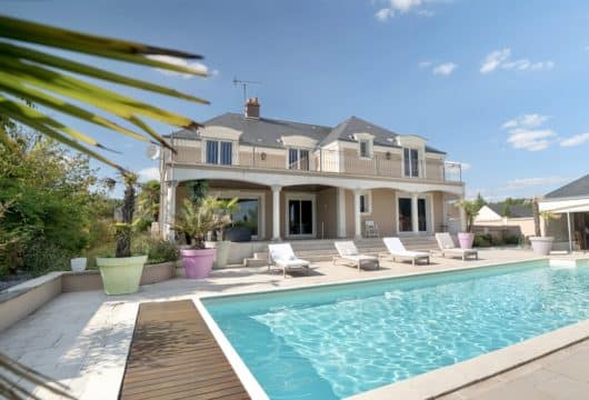 Maison d'affaires de Claire