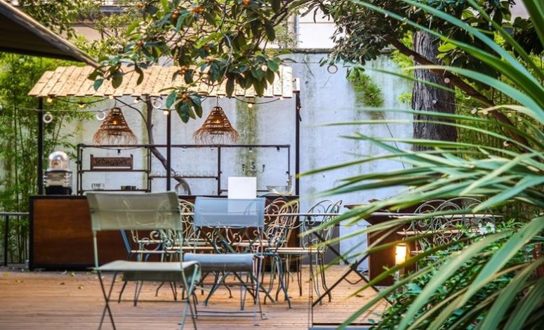 Jardin intérieur 400 m² pour cocktail séminaire Marseille