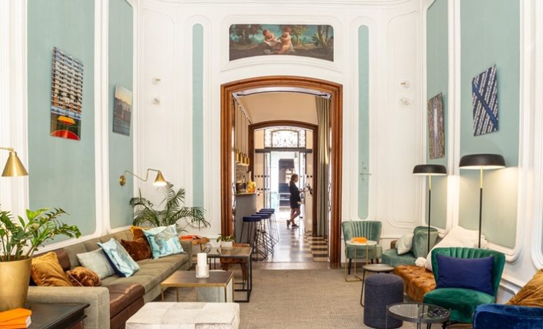 Salon cosy de l'hôtel particulier pour séminaire à Marseille