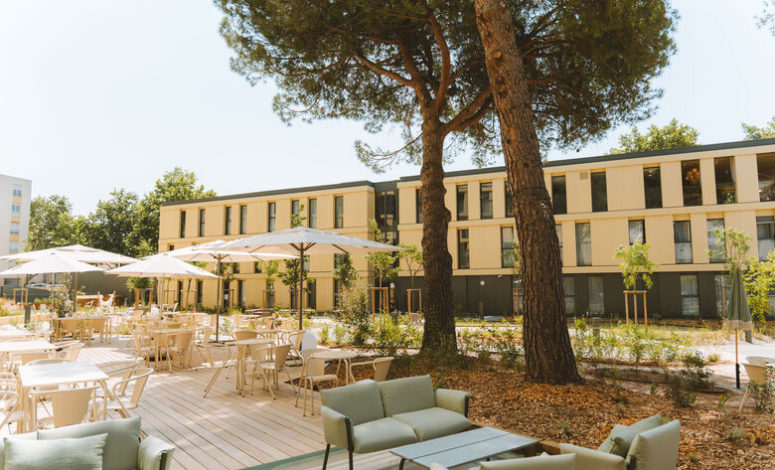 Espace terrasse convivial pour pause séminaire à Montpellier