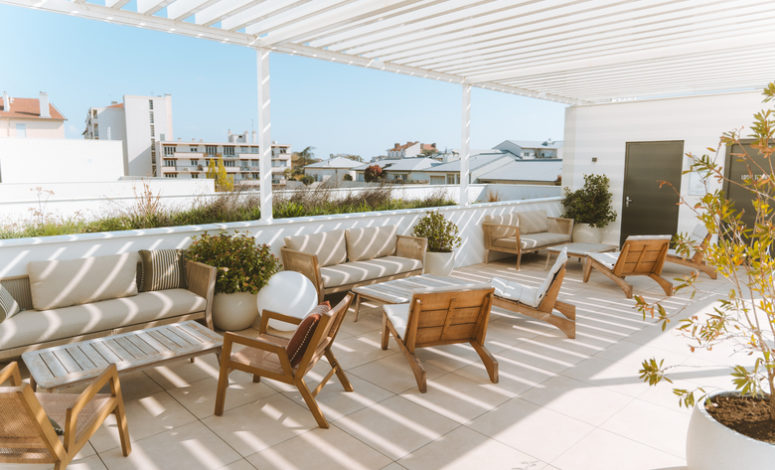 Rooftop séminaire Lyon avec espace détente pour les équipes