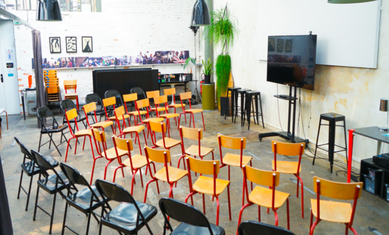 Configuration conférence location salle séminaire Paris en rangées