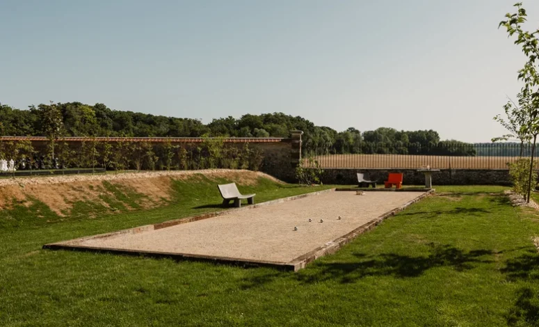 Terrain de pétanque pour un codir au vert en Normandie