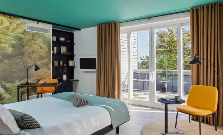 Chambre éco-conçue et lumineuse. Un hébergement pour séminaire au vert près de Paris