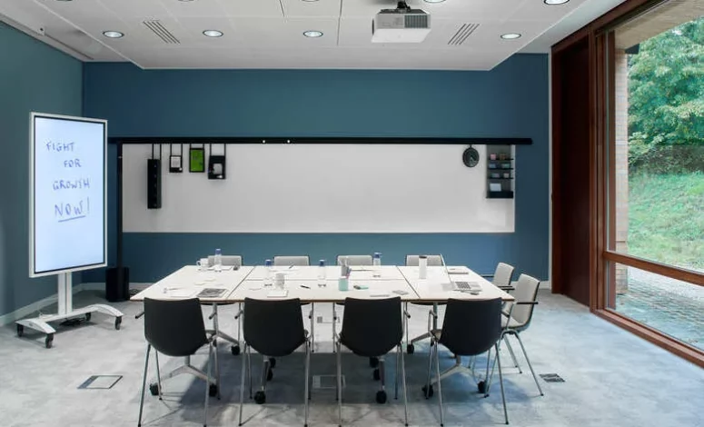 Salle de réunion modulable pour ateliers ou sous-commissions en ile de france