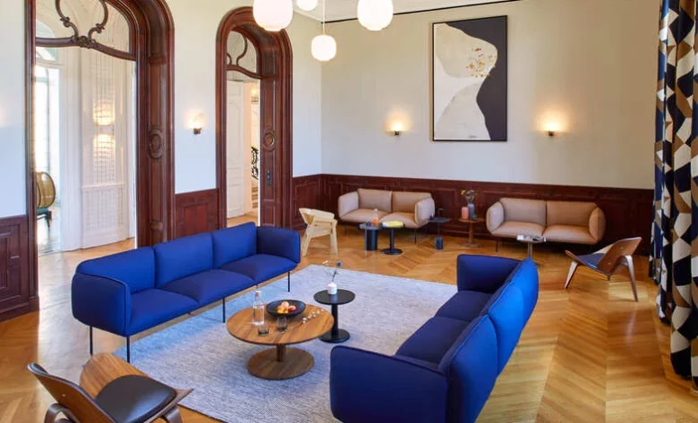 Salon feutré, espace de convivialité pour les pauses ou moment informel