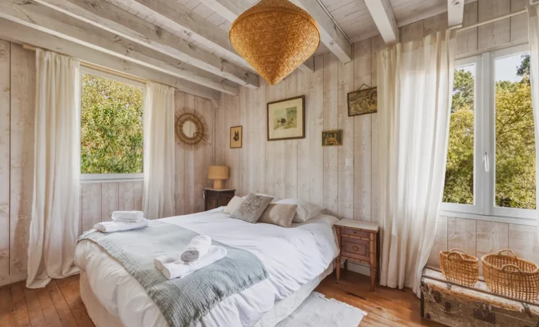 Chambre lumineuse dans une villa privée pour vos séminaires résidentiel
